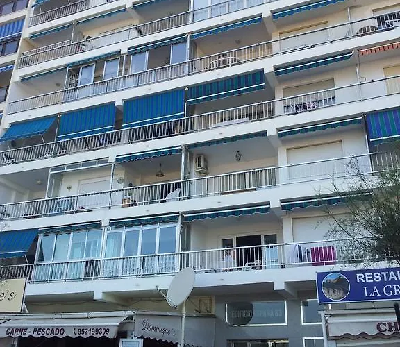 Frontbeach In Boliches Appartement